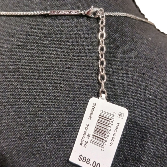 Kendra Scott Macrame Reid Tie Dye Illusion Pendant Necklace - Picture 6 of 9